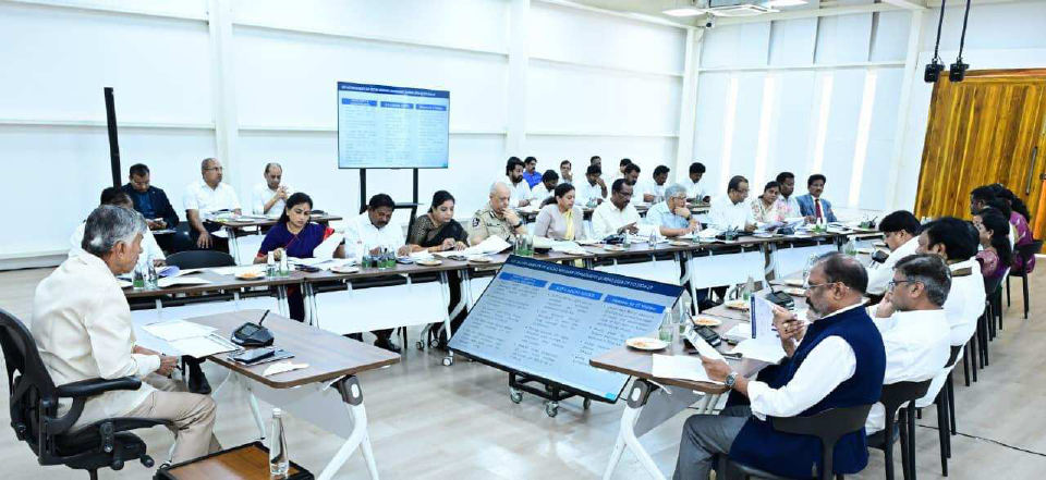 CM Chandrababu's order for speedy investigation in SC and ST atrocity cases - pending cases should be resolved quickly
