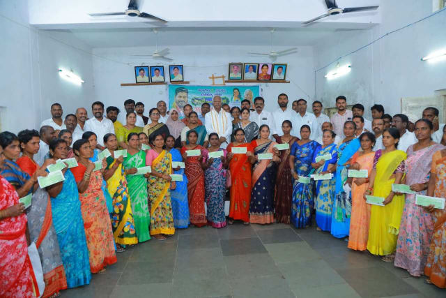 പാവപ്പെട്ട ജനങ്ങളുടെ ക്ഷേമമാണ് കോൺഗ്രസ് സർക്കാരിൻ്റെ ലക്ഷ്യം