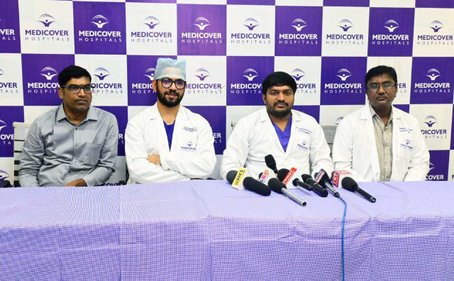 സന്ധി വേദന അവഗണിക്കരുത് - വേദനസംഹാരികളുടെ അമിതോപയോഗം ഗുരുതരമായ ഭീഷണിയാണ്.